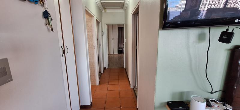 4 Bedroom Property for Sale in Dana Bay Western Cape